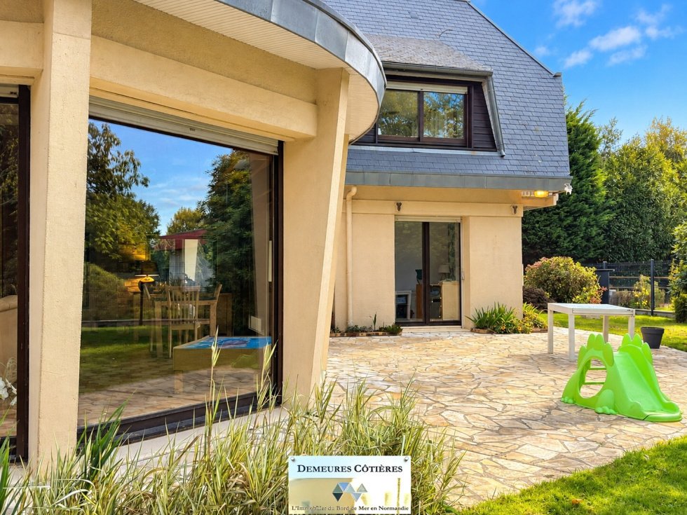 Estate in Rolleville, Normandy, France 3 - 19071032