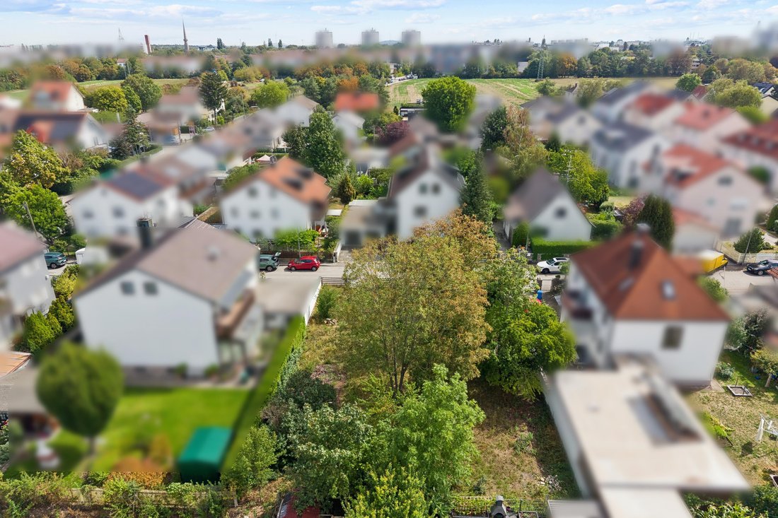 Land in Munich, Bavaria, Germany 5 - 19071626