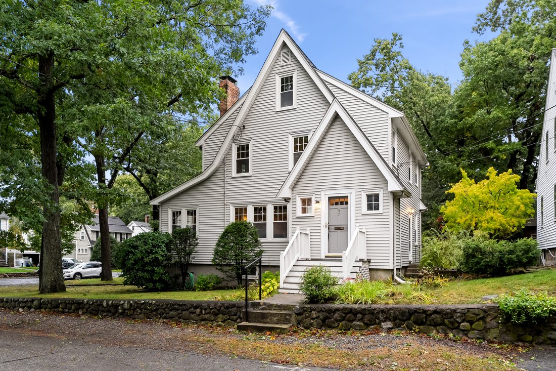 Casa a Arlington, Massachusetts, Stati Uniti 2 - 19069946
