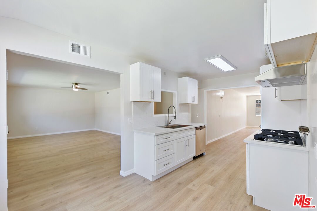 House in Bell Canyon, California, United States 5 - 19075151