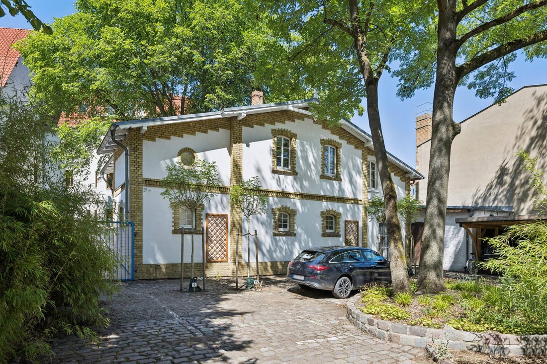 House in Berlin, Berlin, Germany 1 - 19073059