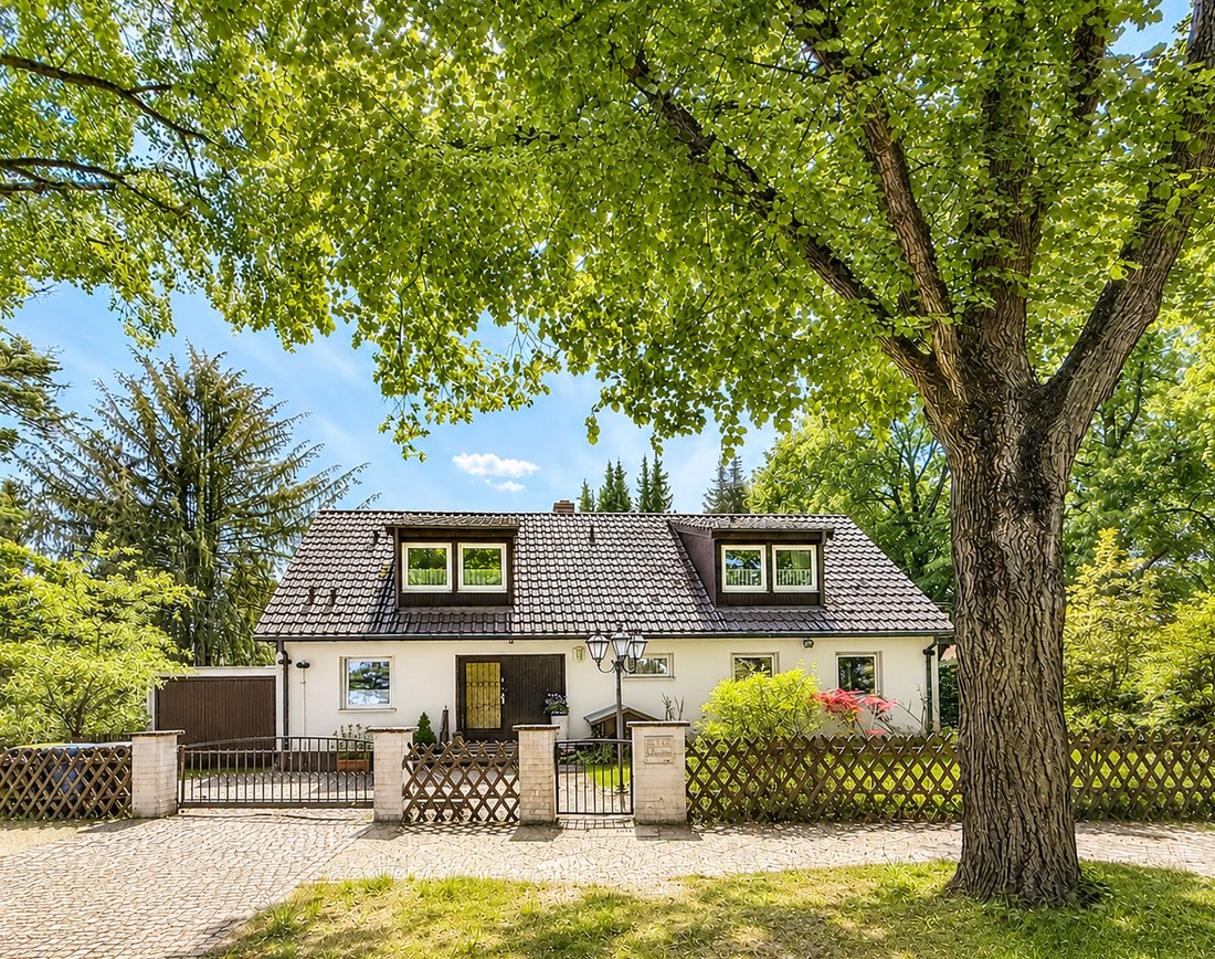 House in Berlin, Berlin, Germany 1 - 19071700