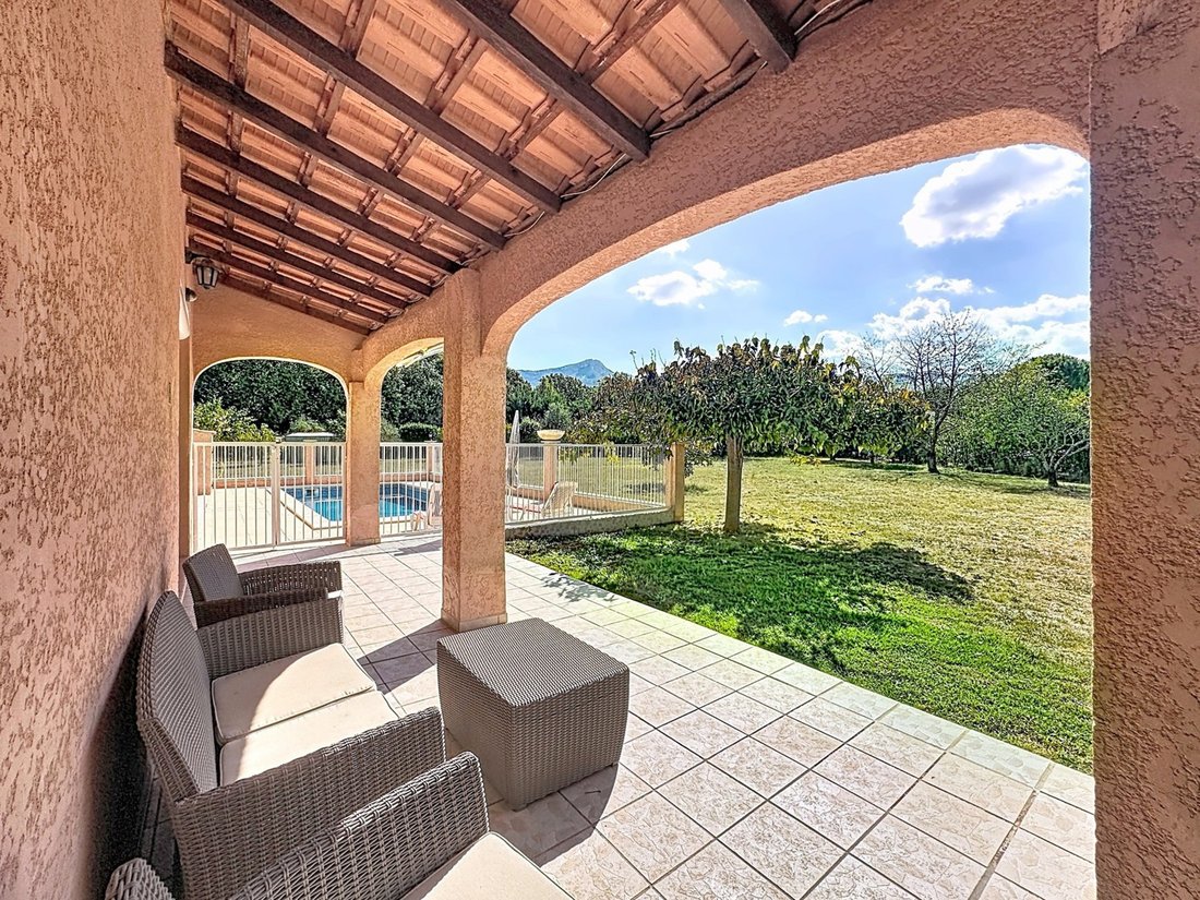House in Trets, Provence-Alpes-Côte d'Azur, France 5 - 19075306