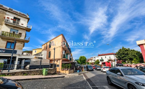 Apartment in Arco Felice - Lucrino - Toiano, Pozzuoli, Campania 1