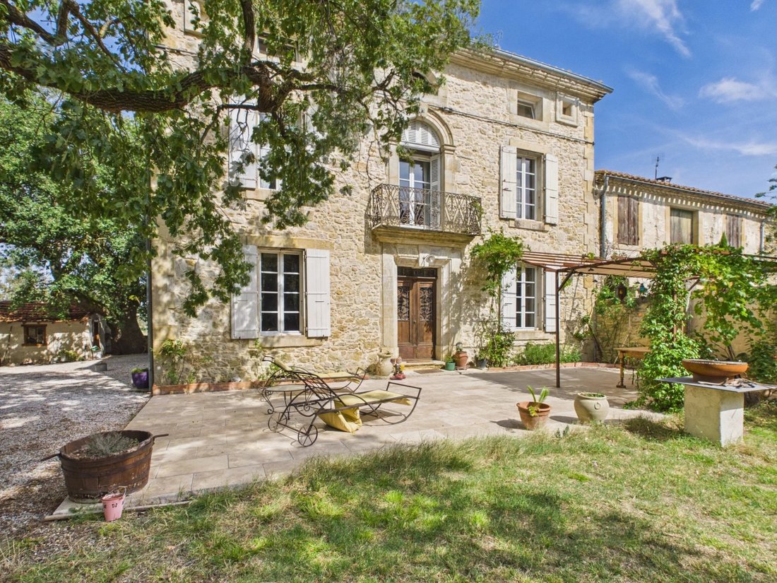 Casa en Mas-Saintes-Puelles, Occitania, Francia 1 - 19075017