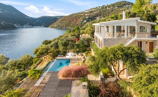 Villa à Eugirou, Apollonioi, Grèce 1