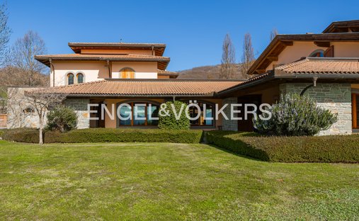Villa en Lizzano in Belvedere, Emilia-Romaña, Italia 1