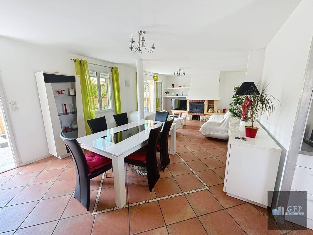 Villa in La Londe-les-Maures, Provence-Alpes-Côte d'Azur, France 5 - 19071053