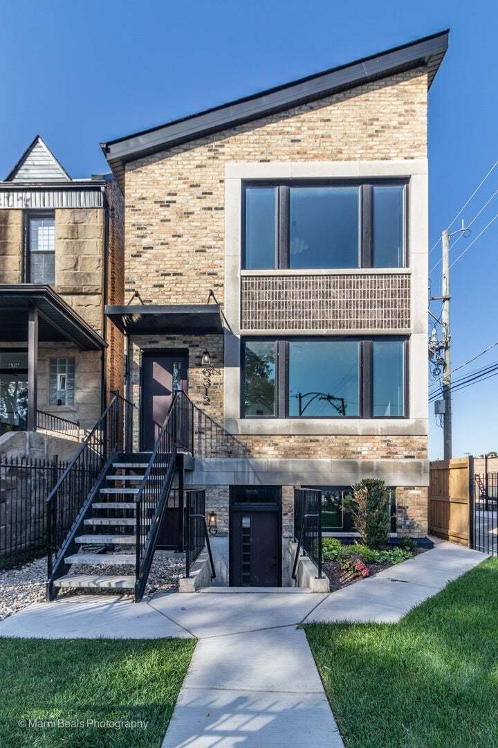 Chicago, Illinois, United States 1 - 19074549