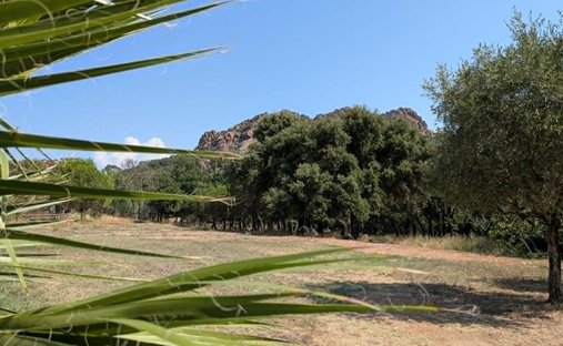 Villa en Ecarts, Roquebrune-sur-Argens, Francia 1