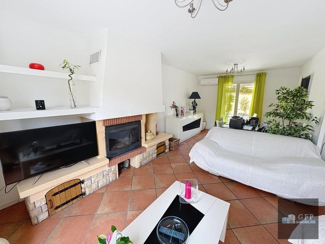 Villa in La Londe-les-Maures, Provence-Alpes-Côte d'Azur, France 4 - 19071053