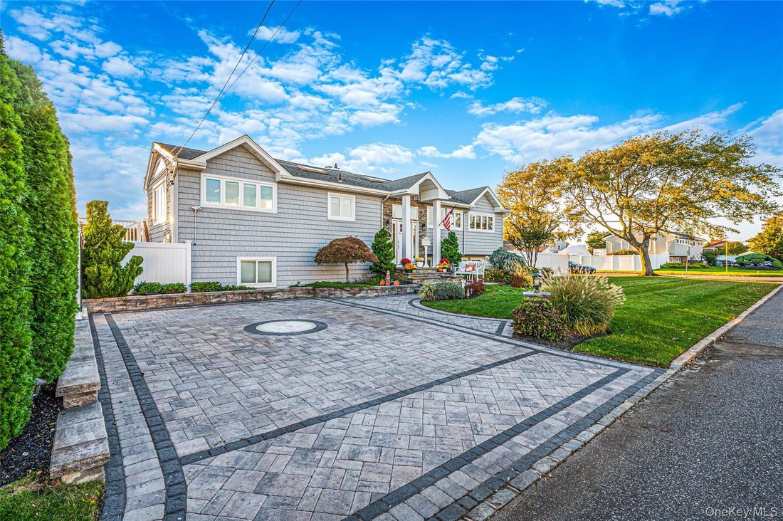 House in West Islip, New York, United States 3 - 19073816