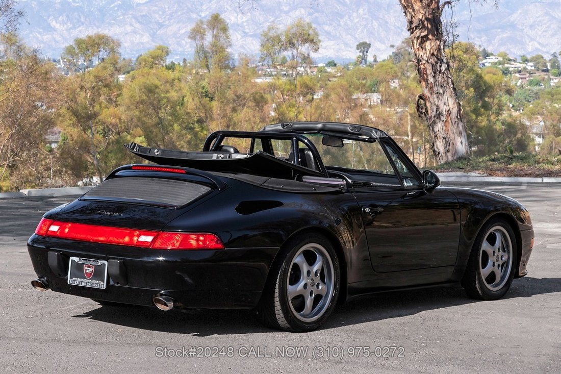Porsche 993 in Los Angeles, CA 4 - 19070635