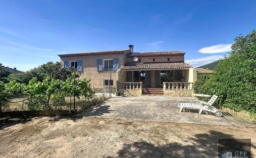 Villa in Carqueiranne, Provence-Alpes-Côte d'Azur, Frankreich 1