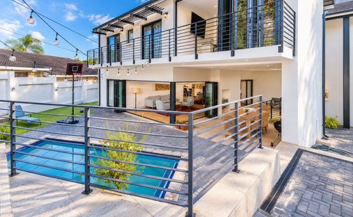 Haus in Monument Park, Gauteng, Südafrika 1