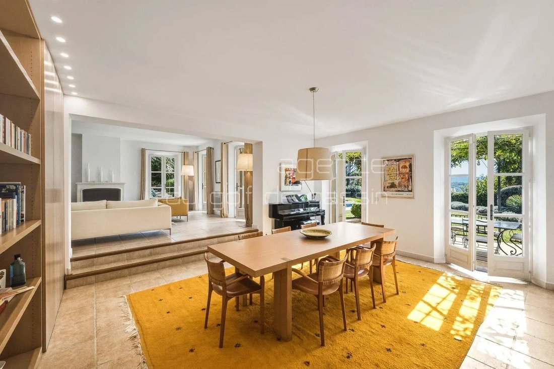 Villa in Gassin, Provence-Alpes-Côte d'Azur, France 5 - 19070462