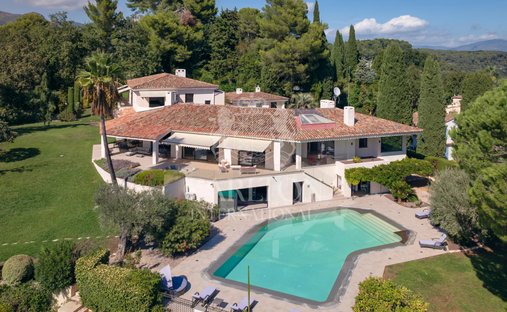 Villa in Saint-Paul-de-Vence, Provence-Alpes-Côte d'Azur, Frankreich 1