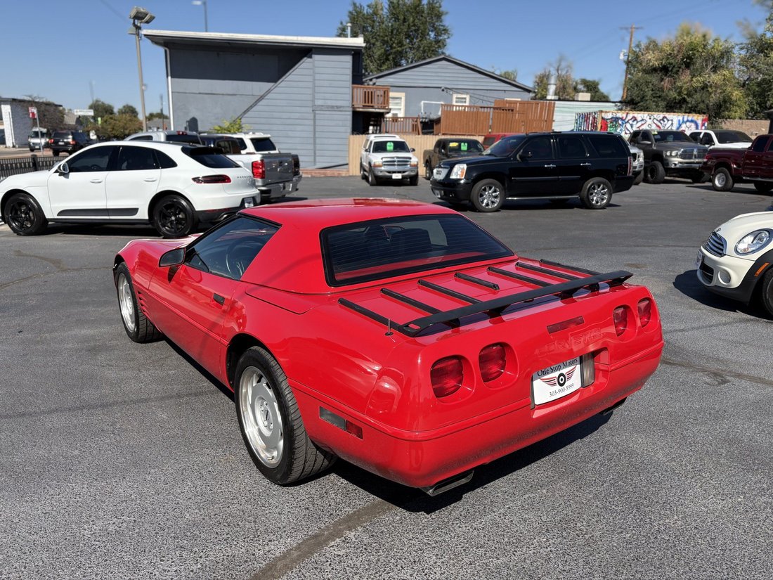 Cabriolet in Englewood, CO, United States 4 - 19070017
