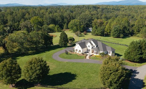 House in Earlysville, Virginia, United States 1