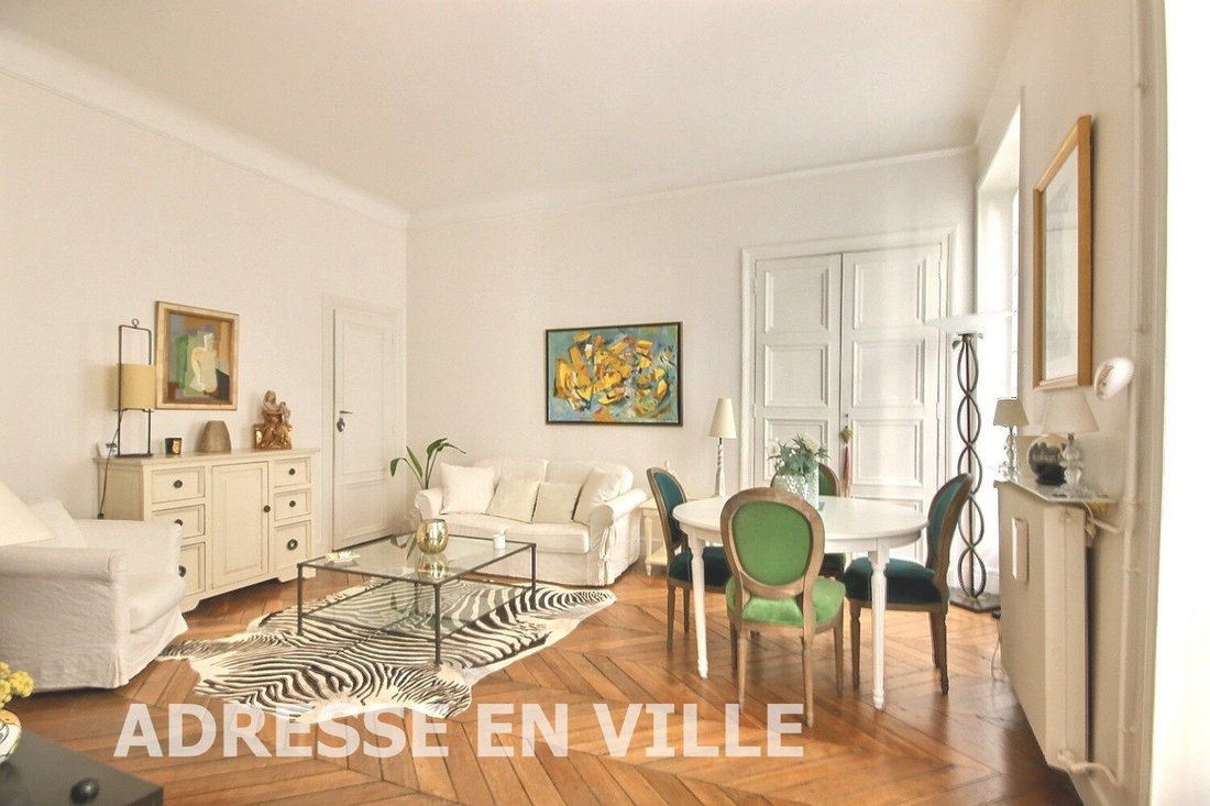 Appartement à Saint Philippe du Roule, Paris 8e Arrondissement, Paris 3 - 19075064