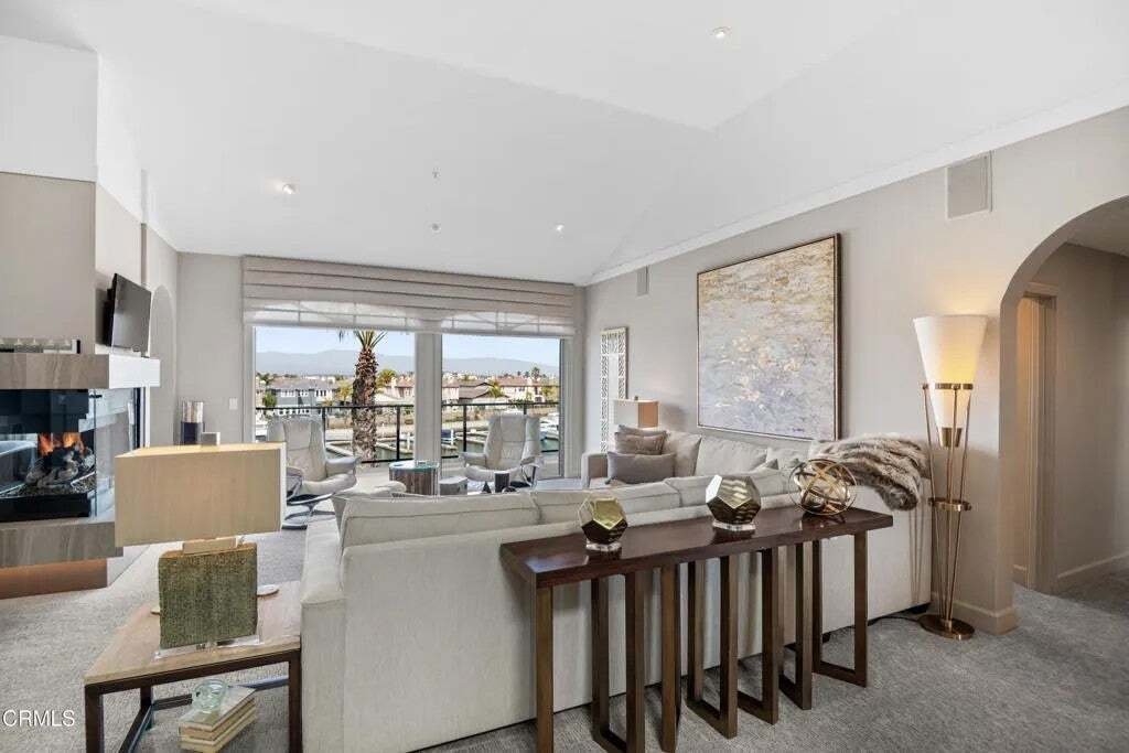 Condo in Oxnard, California, United States 5 - 19074253