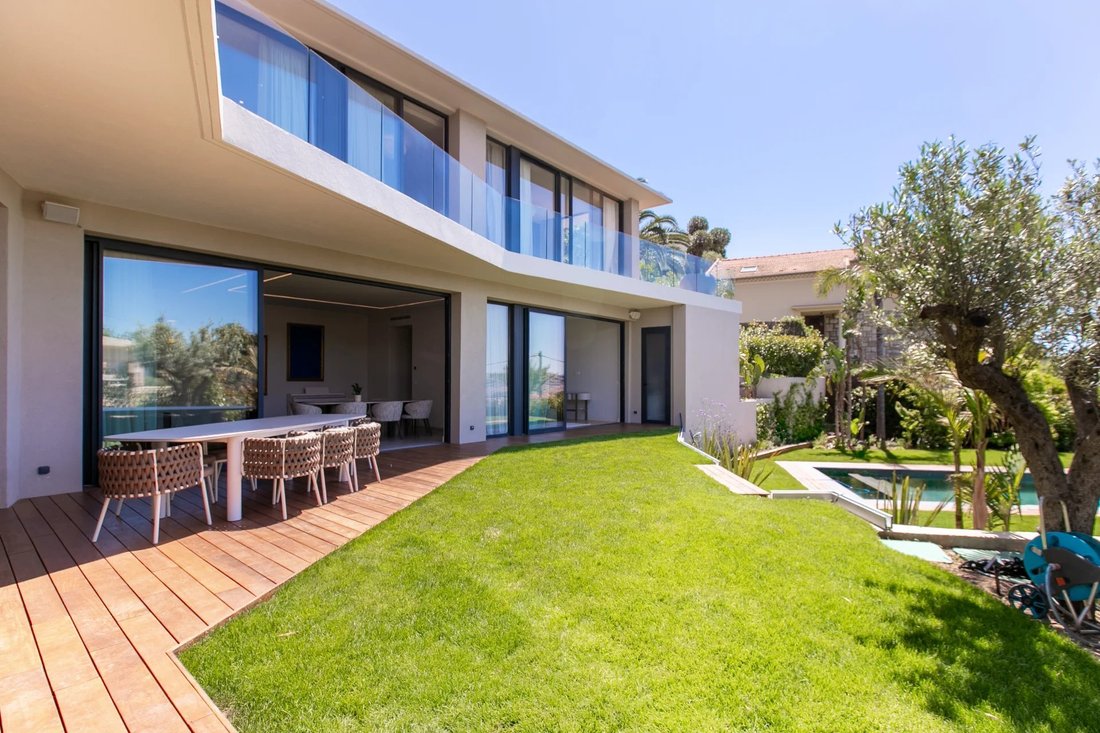 Villa in Nice, Provence-Alpes-Côte d'Azur, France 3 - 19071229