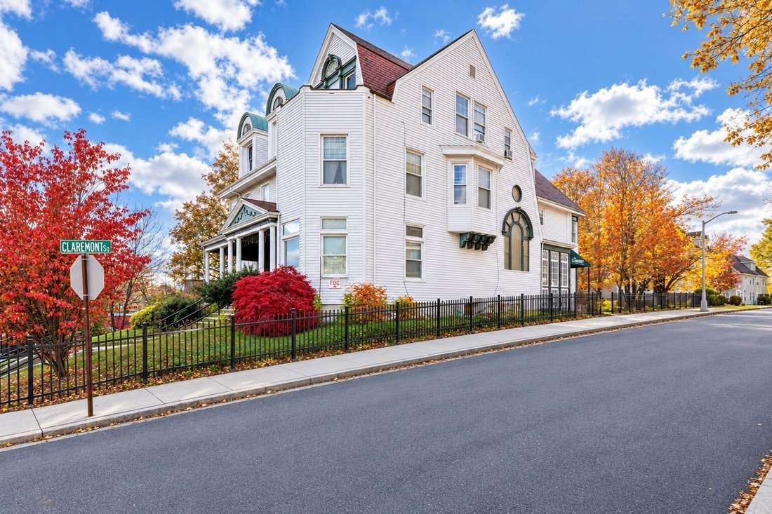 Andere in Worcester, Massachusetts, Vereinigte Staaten 2 - 18982084