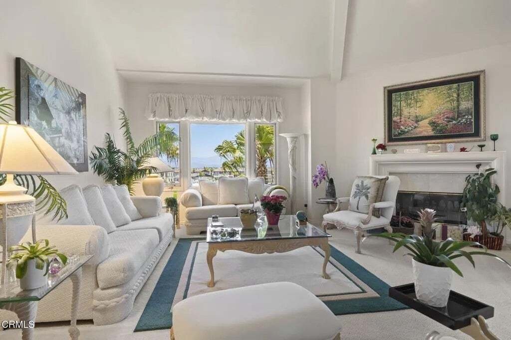 Condo in Oxnard, California, United States 5 - 19074220