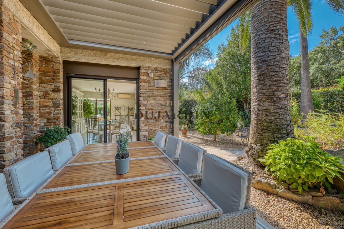 Villa in Nord Est, Bormes-les-Mimosas, France 4 - 19075296