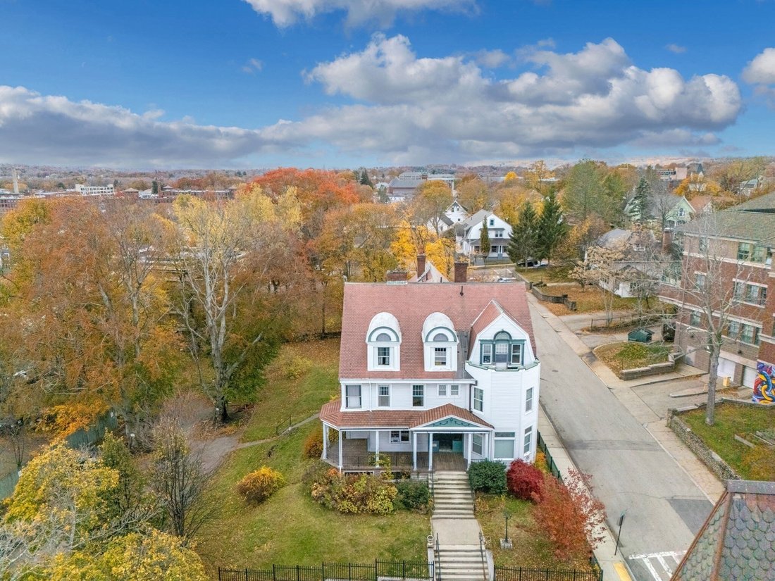 Andere in Worcester, Massachusetts, Vereinigte Staaten 5 - 18982084