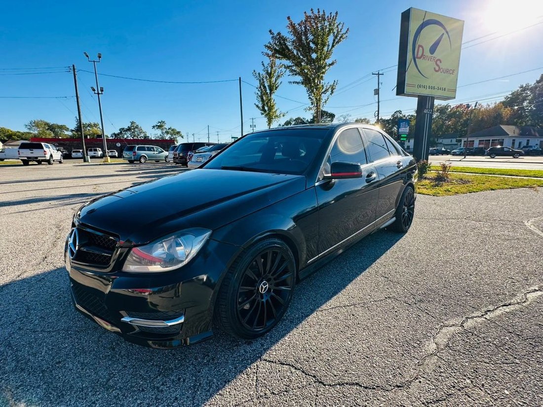 Sedan in Kentwood, MI, United States 1 - 19072031