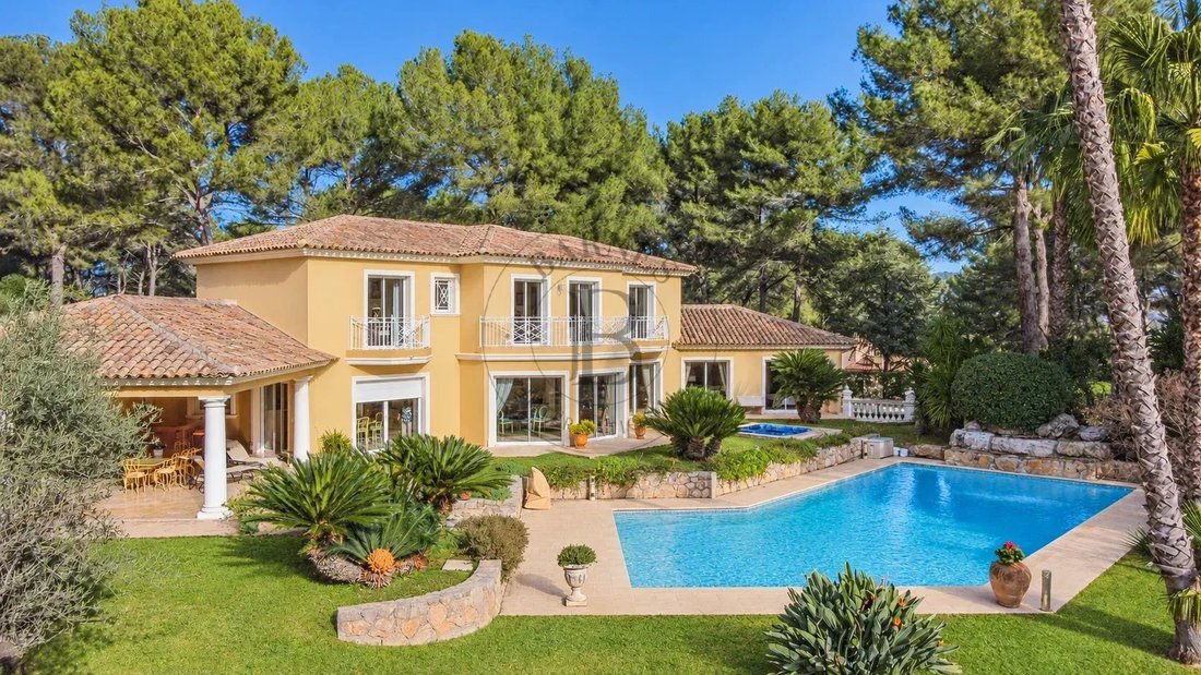 Villa in Mougins, Provence-Alpes-Côte d'Azur, Frankreich 1 - 17042836