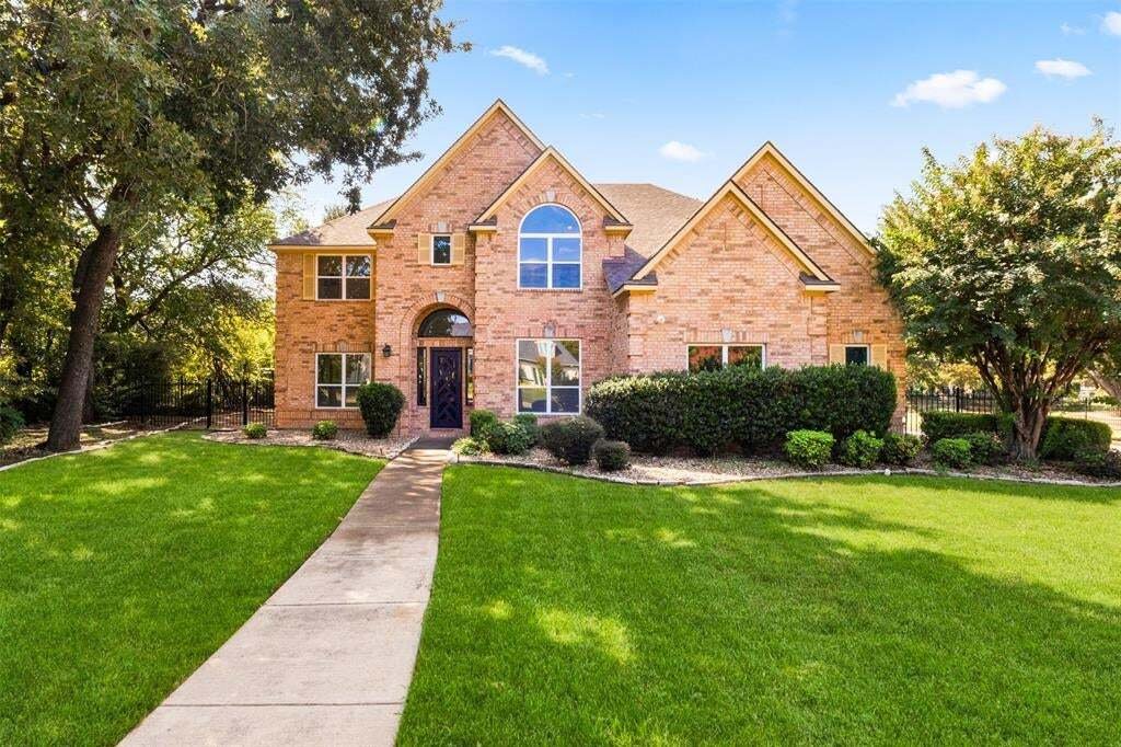 House in Grapevine, Texas, United States 1 - 19069552