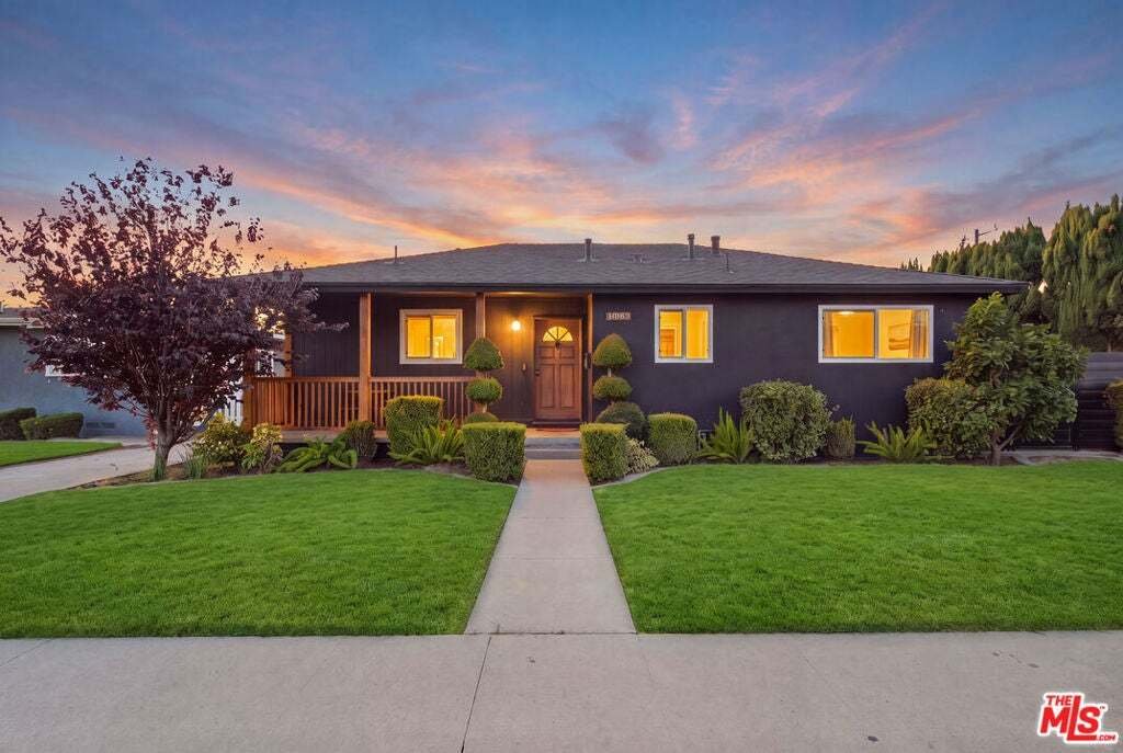 House in Signal Hill, California, United States 1 - 19073415