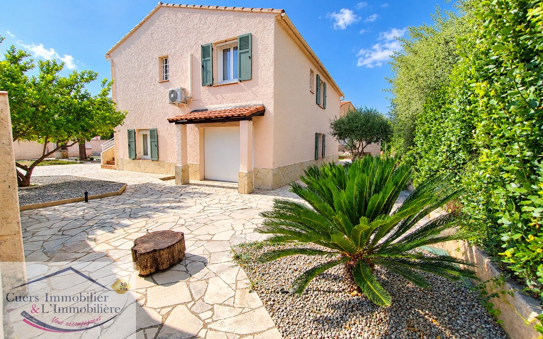 Villa à Les Rayols-Saint Lazare-Les Bousquets, Cuers, France 3 - 19070738