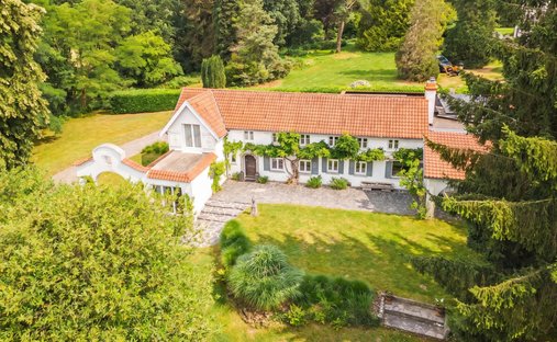 Villa in Braine-l'Alleud, Wallonia, Belgium 1