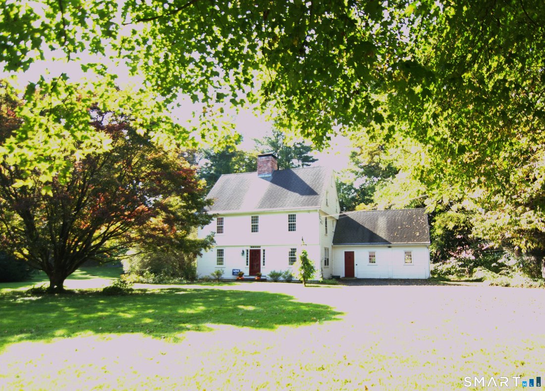 Woodbury, Connecticut, United States 2 - 19073008
