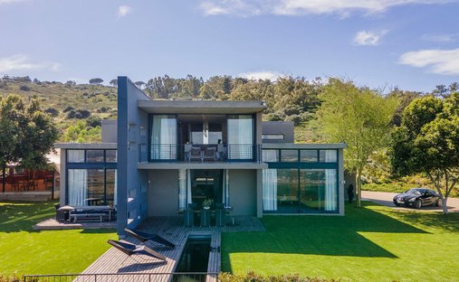 Farm Ranch in Brackenfell South, Northern Suburbs, Cape Town 1