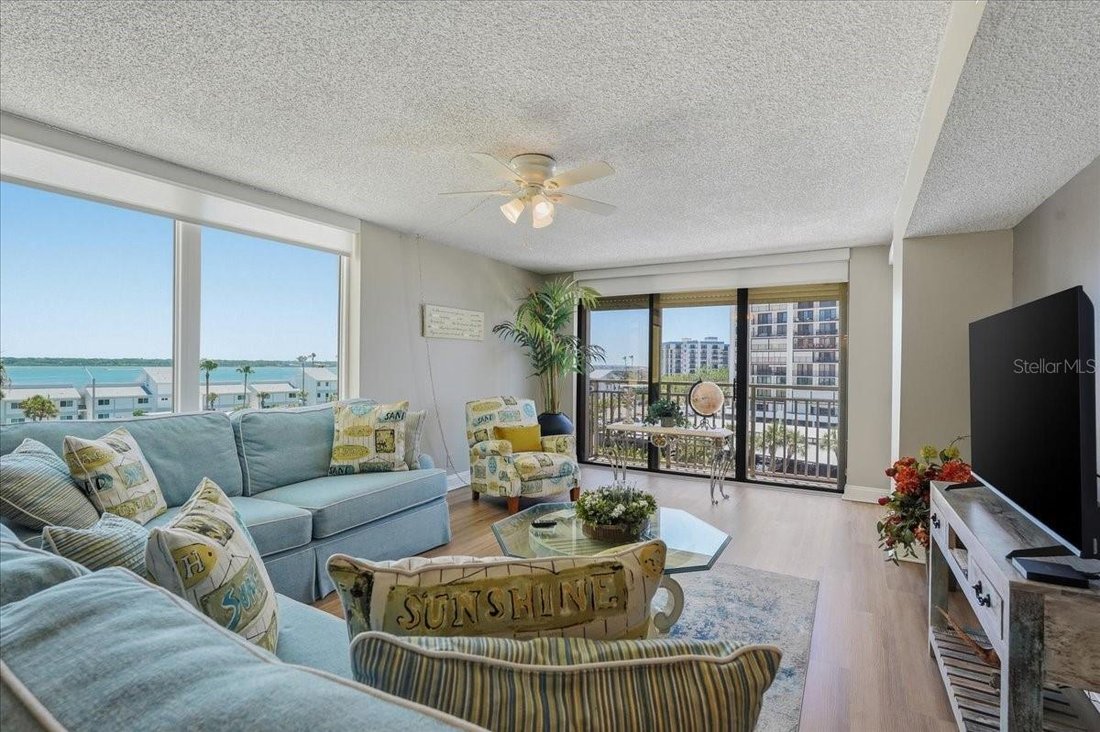 Condo in Clearwater, Florida, United States 5 - 19074129