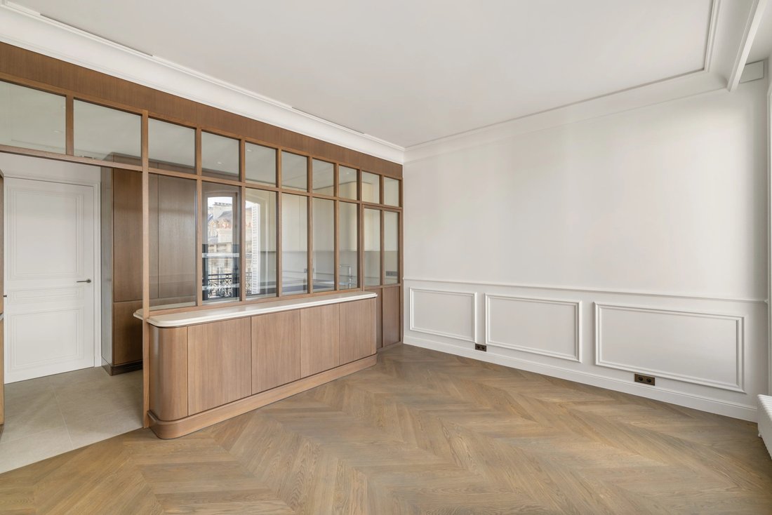Appartement à Elysées-Madeleine, Paris 8e Arrondissement, Paris 4 - 19070708
