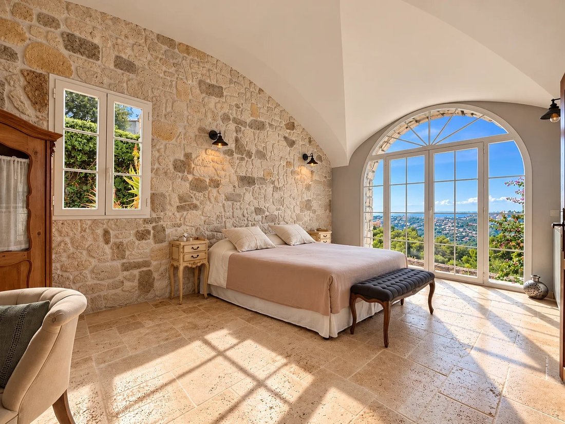 House in Saint-Andre-de-la-Roche, Provence-Alpes-Côte d'Azur, France 4 - 19070569