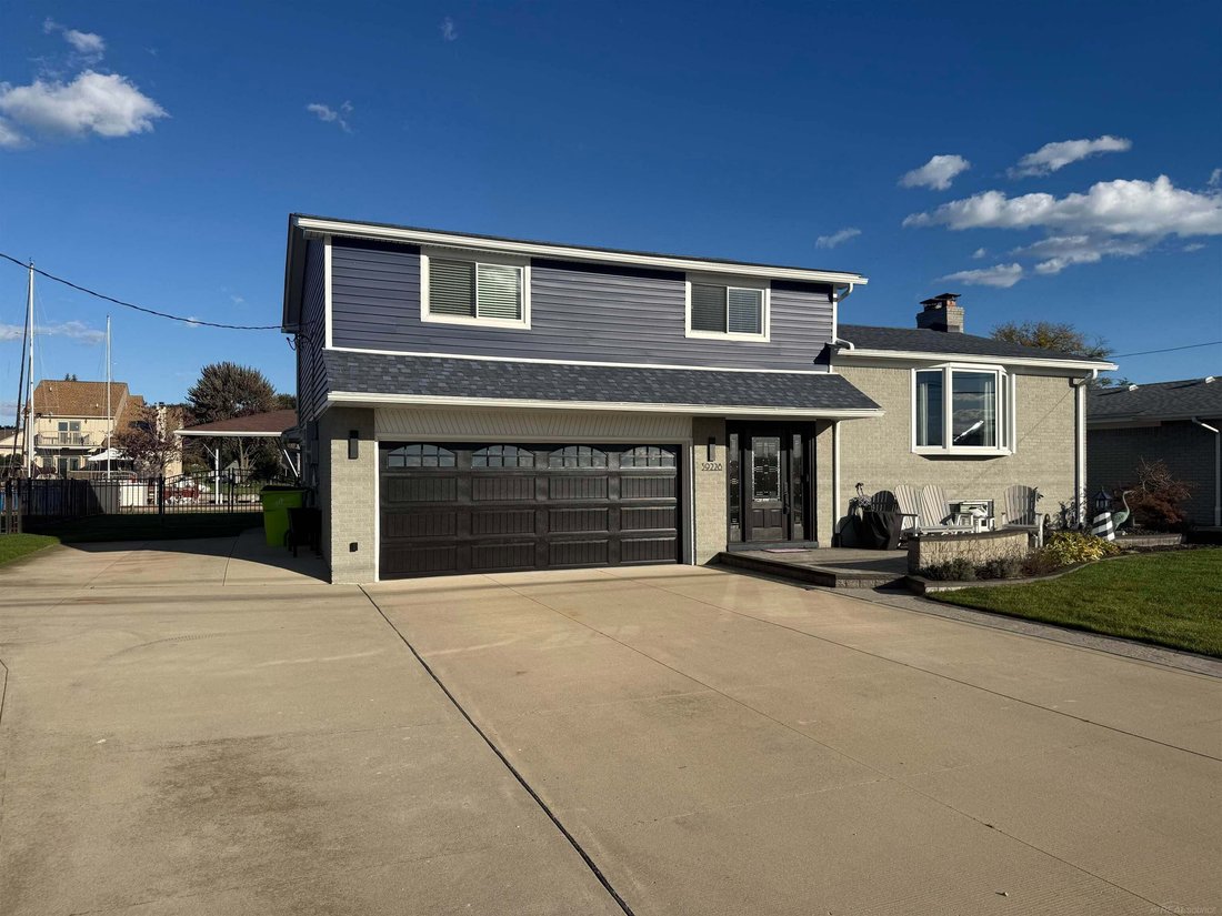 House in Mount Clemens, Michigan, United States 3 - 18702908