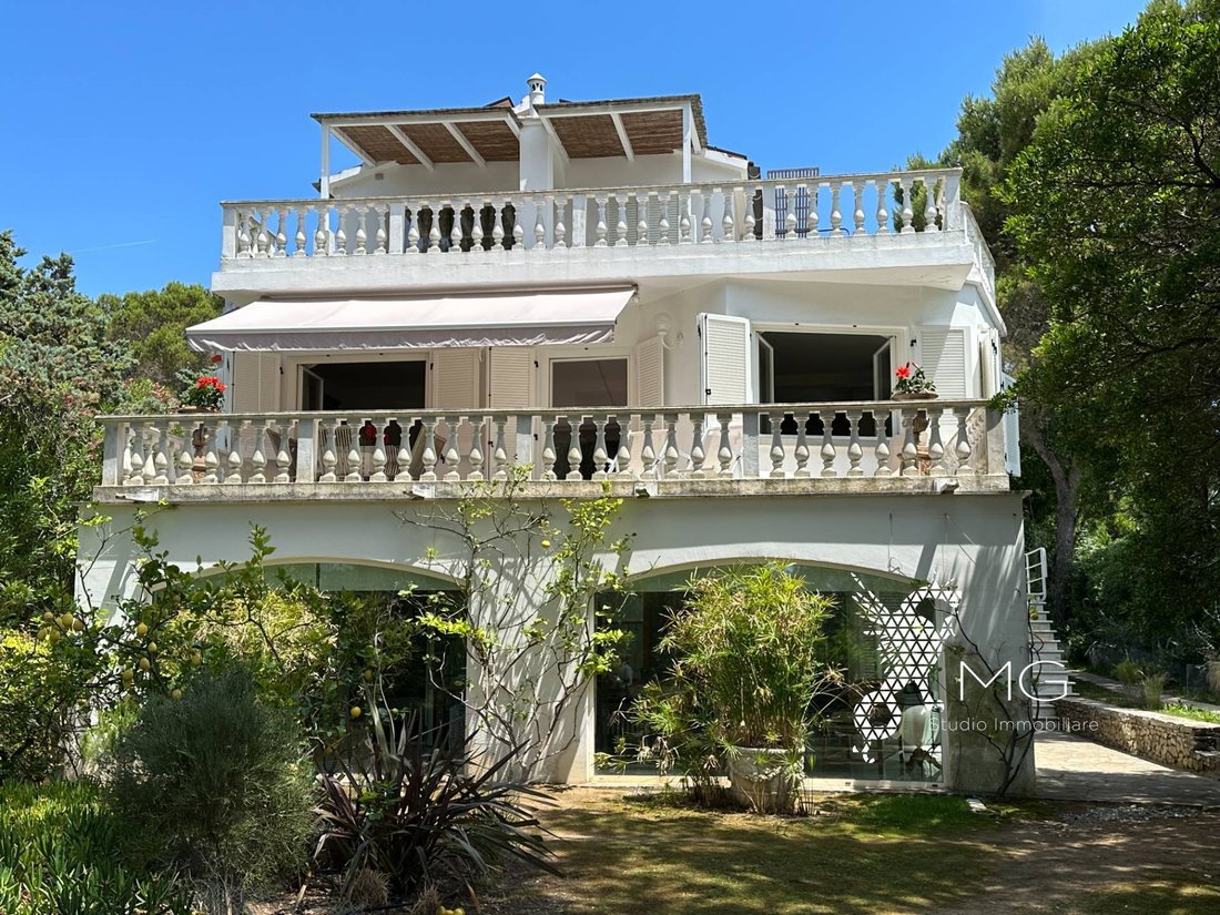 Villa in Livorno, Toskana, Italien 2 - 15908555