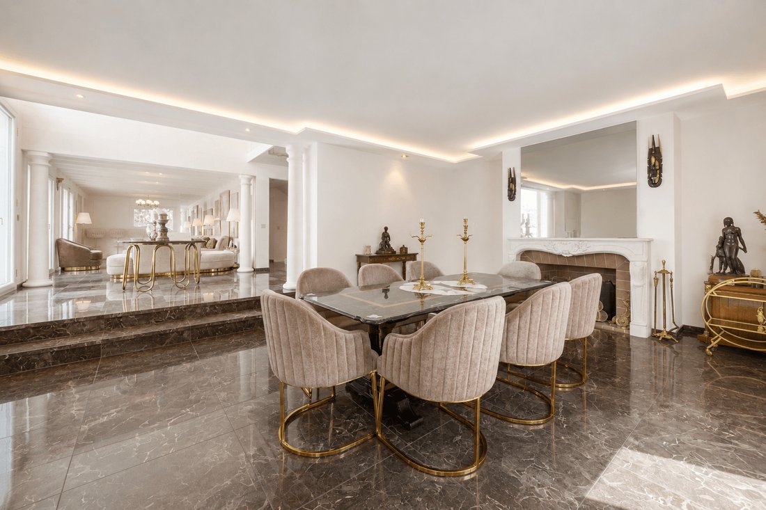 Casa a Cologny, Cantone di Ginevra, Svizzera 4 - 19073582