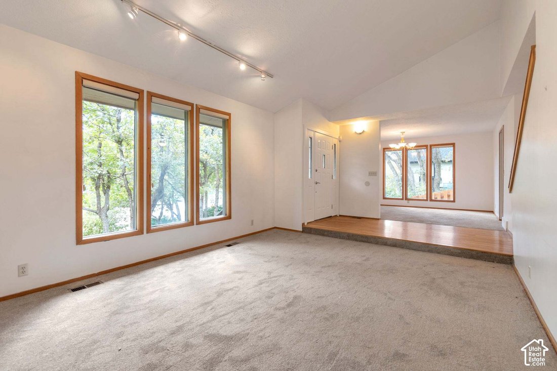 Casa a Cottonwood Heights, Utah, Stati Uniti 4 - 19073927