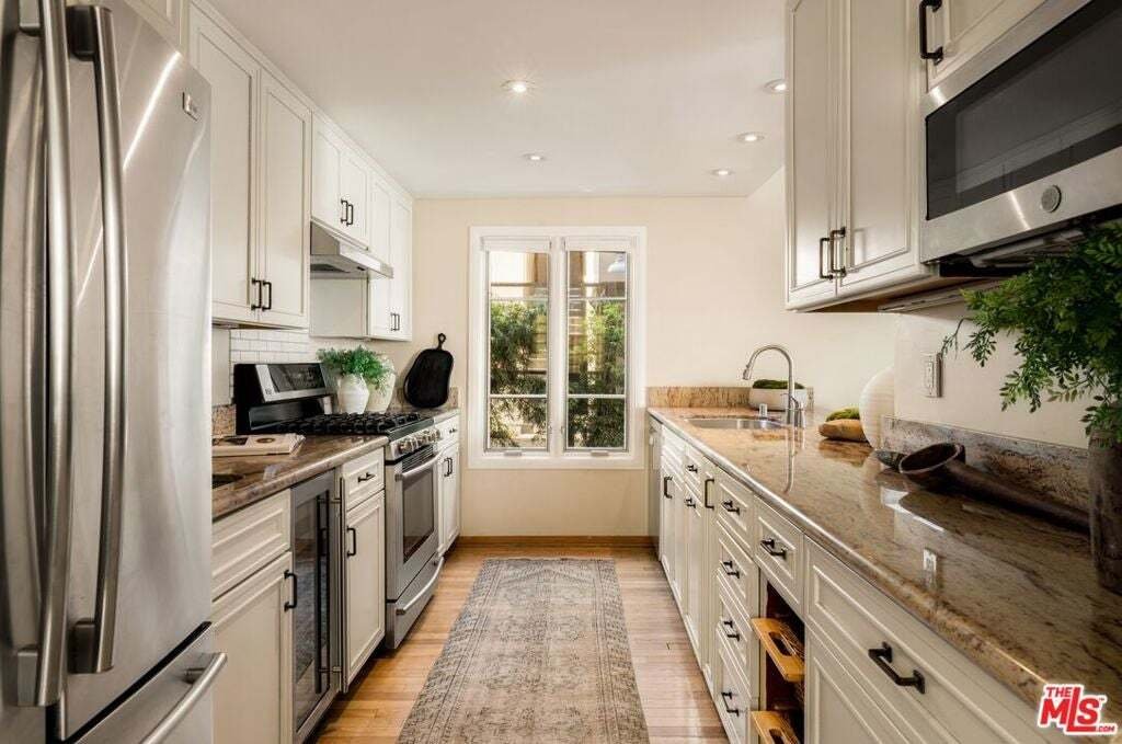 Appartement à Los Angeles, Californie, États-Unis 4 - 19073451