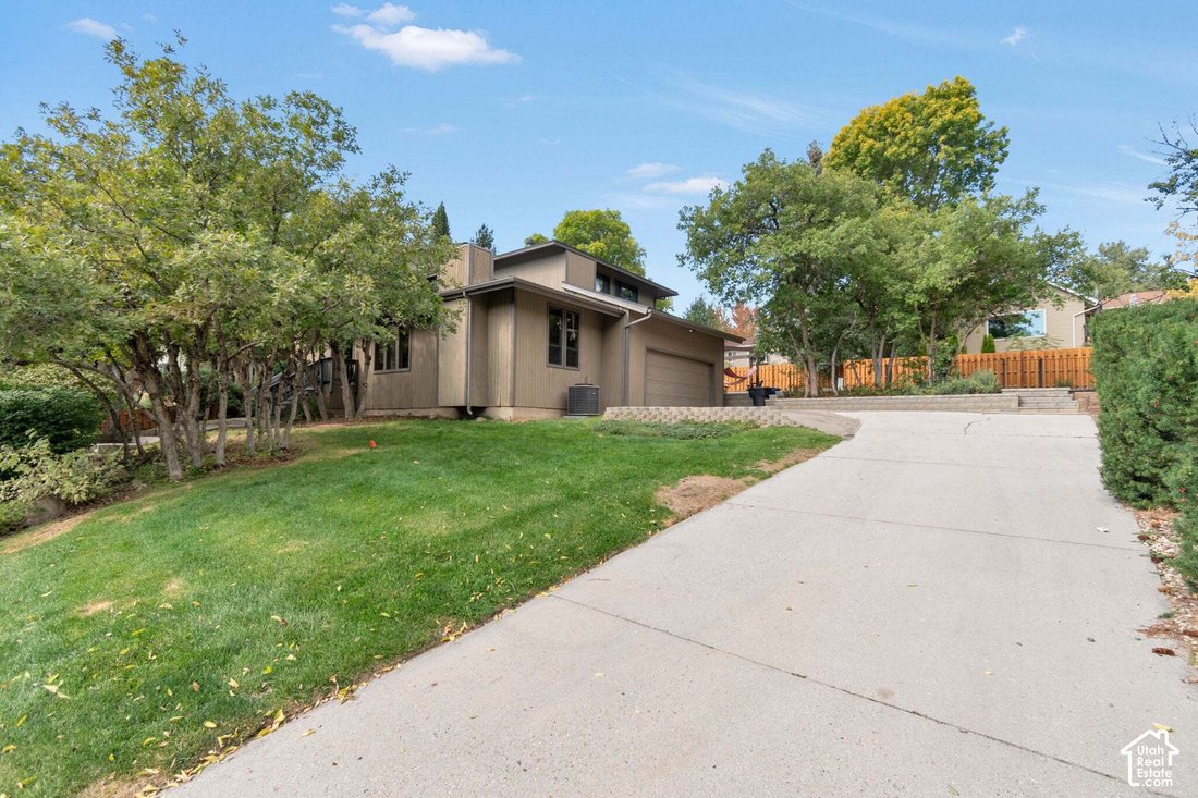 Casa a Cottonwood Heights, Utah, Stati Uniti 2 - 19073927