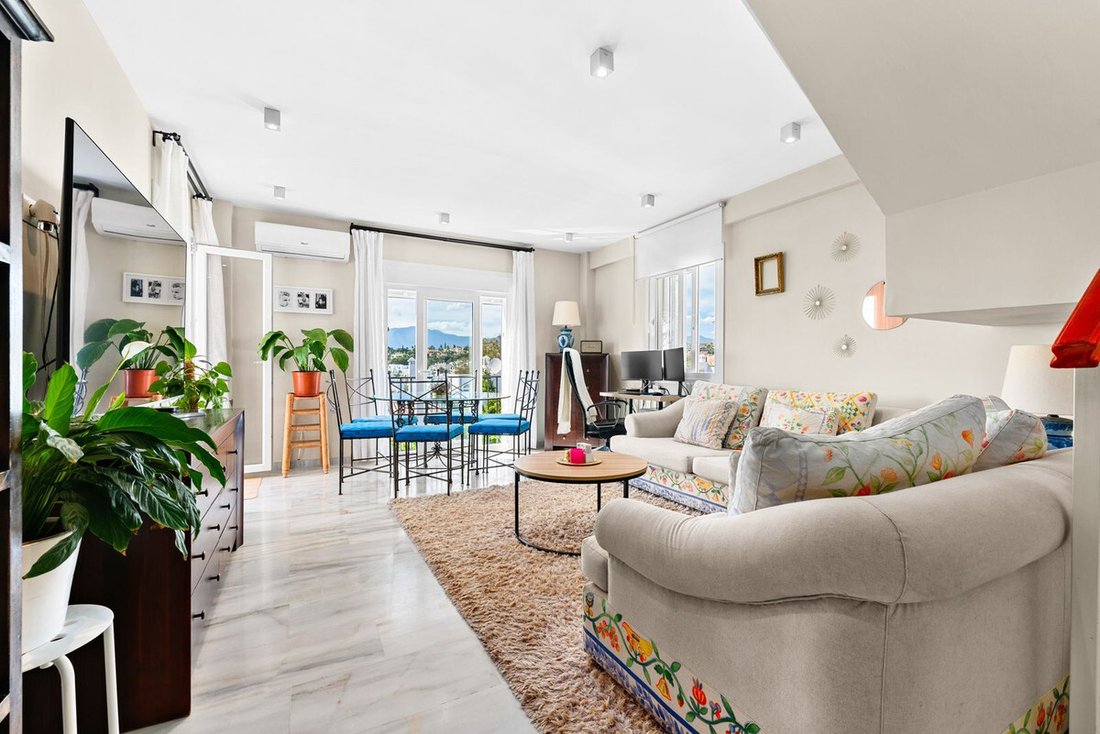 Penthouse in Estepona, Andalusia, Spain 3 - 19070226