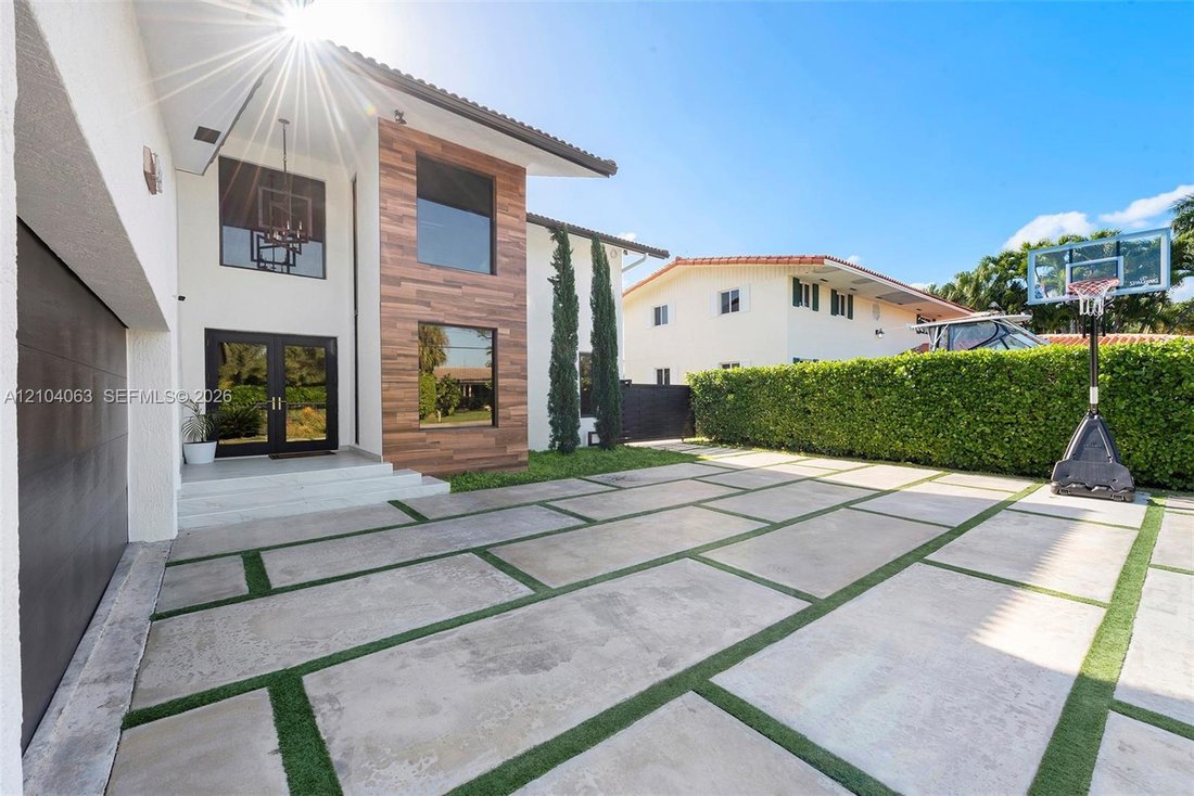 House in North Miami Beach, Florida, United States 3 - 19075150