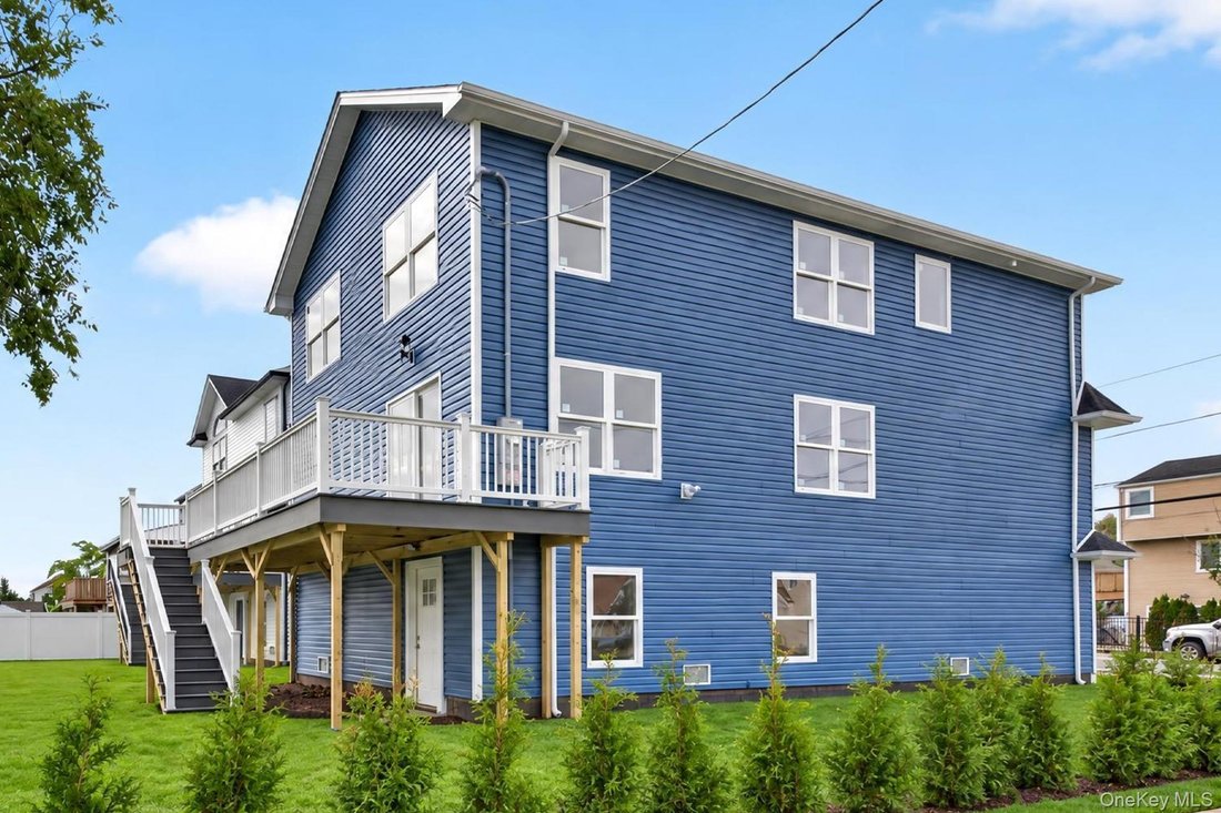 House in Freeport, New York, United States 4 - 19073844